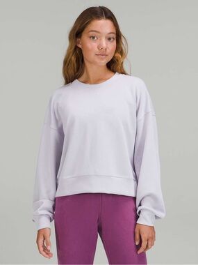 203. Lululemon Perfectly Oversized Cropped Crew *Softstreme Faint Lavender 8 OS